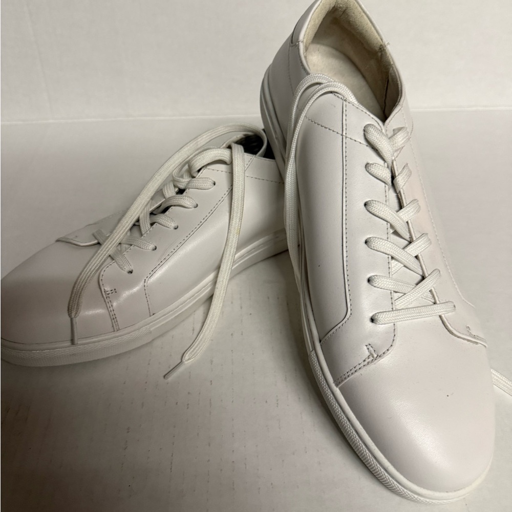 Classic White Men's Sneakers